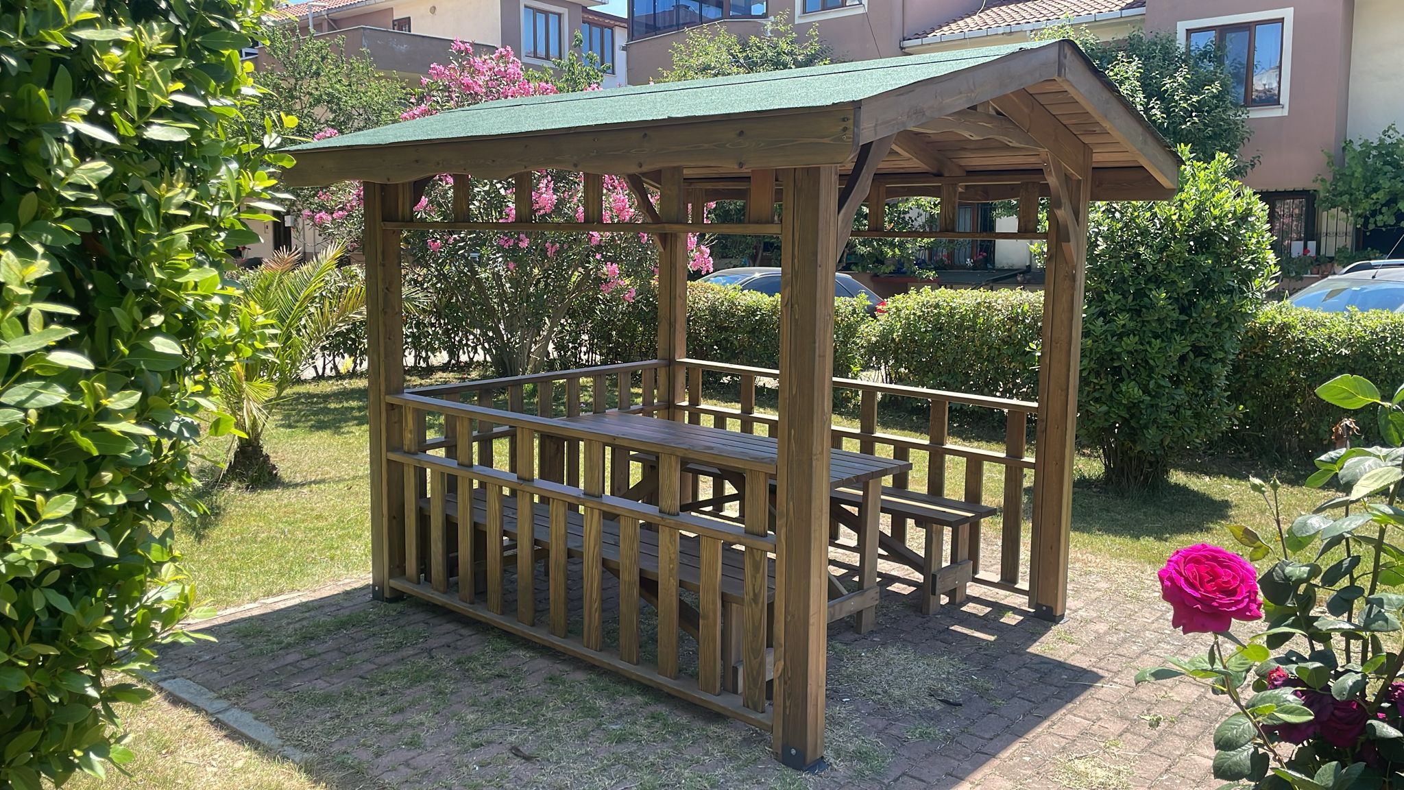 KM-183 Ekonomik Ahşap Kamelya 2.5x2m | Fabrika Sigara İ